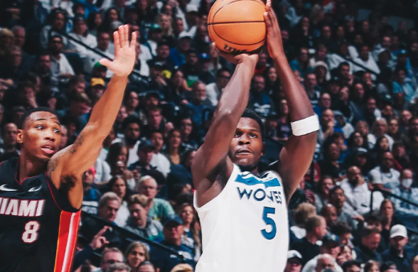 里德25+8 爱德华兹19+7 希罗22+5 森林狼106-90大胜热火 里德25+8 爱德华兹19+7 希罗22+5 森林狼106-90大胜热火