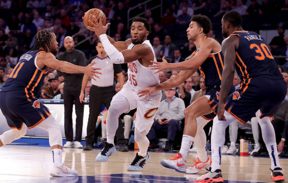 米切尔30分布伦森24分 骑士95-89胜尼克斯终结三连败 米切尔30分布伦森24分 骑士95-89胜尼克斯终结三连败