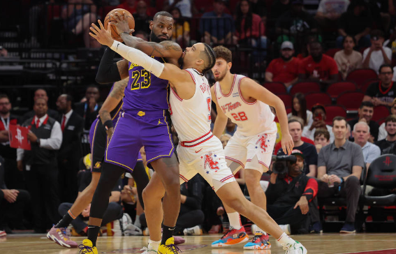 格林三节砍28+6 詹姆斯遭遇严防仅18分 火箭128-94送湖人客场五连败 格林三节砍28+6 詹姆斯遭遇严防仅18分 火箭128-94送湖人客场五连败