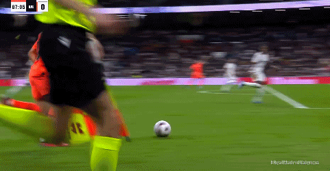 1699748223393811.gif 06.gif