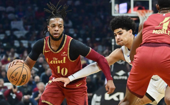 加兰28分坎宁安20+8 米切尔缺阵骑士108-100送活塞十连败 加兰28分坎宁安20+8 米切尔缺阵骑士108-100送活塞十连败