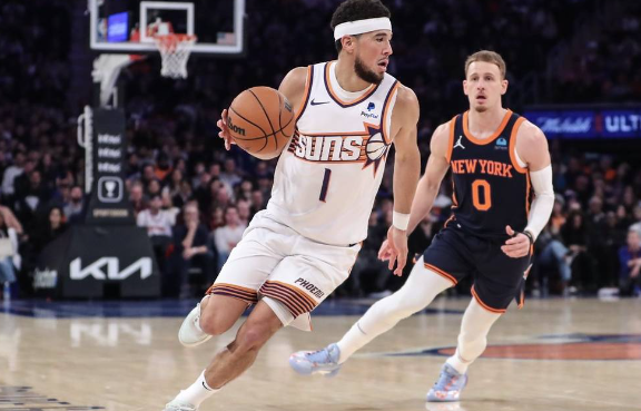 布克28+11中关键三分 杜兰特缺阵太阳116-113险胜尼克斯 布克28+11中关键三分 杜兰特缺阵太阳116-113险胜尼克斯