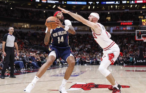 怀特飙8记三分锡安空砍27分 公牛124-118险胜鹈鹕夺连胜 怀特飙8记三分锡安空砍27分 公牛124-118险胜鹈鹕夺连胜