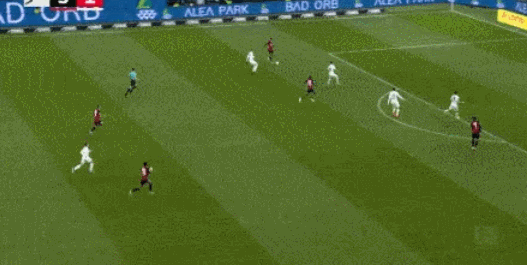 1702144725626519.gif 6.gif