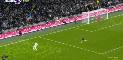 1702238408587470.gif 3.gif