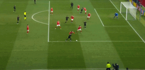 1702428241732083.gif 3.gif