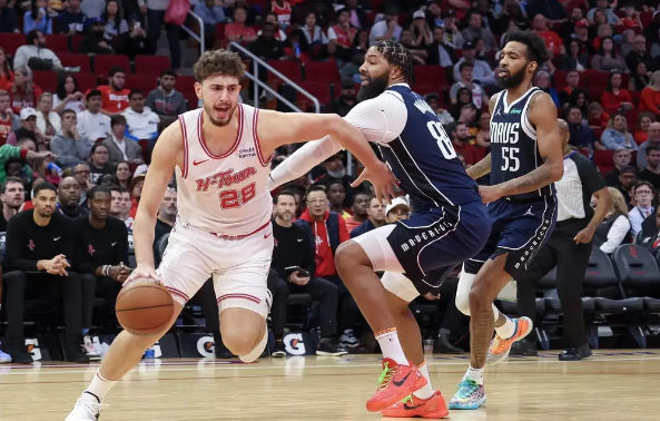 申京三节22+15 东欧缺阵 火箭122-96轻取残阵独行侠止3连败 申京三节22+15 东欧缺阵 火箭122-96轻取残阵独行侠止3连败