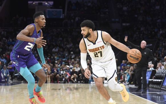 约基奇准三双+6犯 穆雷20+12 布里奇斯22+8 掘金102-95送黄蜂7连败 约基奇准三双+6犯 穆雷20+12 布里奇斯22+8 掘金102-95送黄蜂7连败