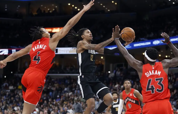 西亚卡姆24+7 奎克利26+5 莫兰特28+8+9 猛龙116-111力克灰熊 西亚卡姆24+7 奎克利26+5 莫兰特28+8+9 猛龙116-111力克灰熊