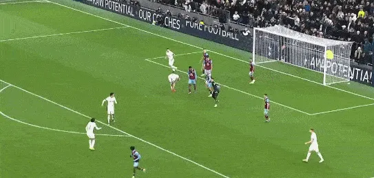 1704500943377839.gif 01.gif