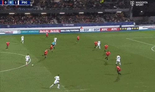 1704671829823413.gif 02.gif