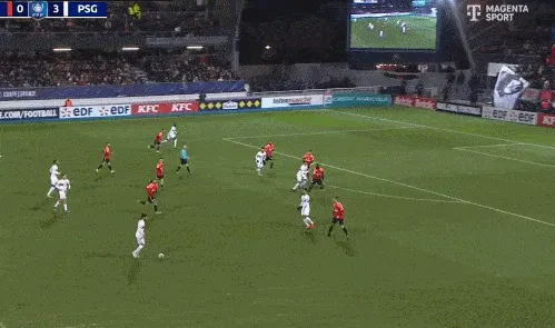 1704671840429624.gif 04.gif