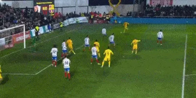 1704672345398029.gif 04.gif