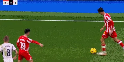 1705860920399661.gif 3.gif