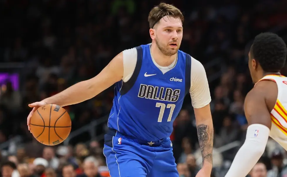 东契奇33中25&生涯新高73+10+7 杨30+11 独行侠148-143客胜老鹰 东契奇33中25&生涯新高73+10+7 杨30+11 独行侠148-143客胜老鹰