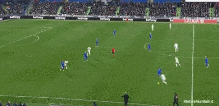 1706834273581441.gif 02.gif