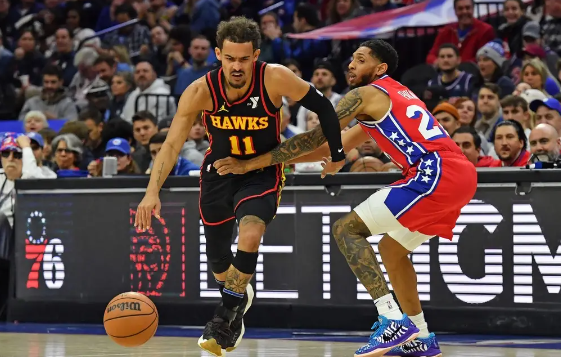 特雷-杨37+12乌布雷28分 恩比德马克西缺阵老鹰127-121胜76人 特雷-杨37+12乌布雷28分 恩比德马克西缺阵老鹰127-121胜76人