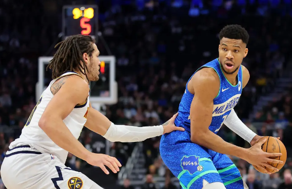 字母哥36+18+5 利拉德18+5 约基奇29+12+8 雄鹿112-95大胜掘金 字母哥36+18+5 利拉德18+5 约基奇29+12+8 雄鹿112-95大胜掘金