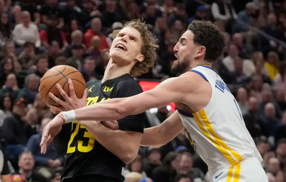 库里25+6+10 克莱复苏26+6 勇士8人上双129-107大胜爵士迎5连胜! 库里25+6+10 克莱复苏26+6 勇士8人上双129-107大胜爵士迎5连胜!