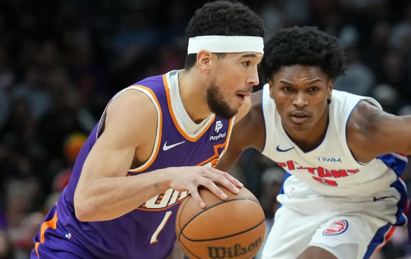 杜兰特25分 布克首节遭驱逐 太阳116-100轻取活塞3连败 杜兰特25分 布克首节遭驱逐 太阳116-100轻取活塞3连败