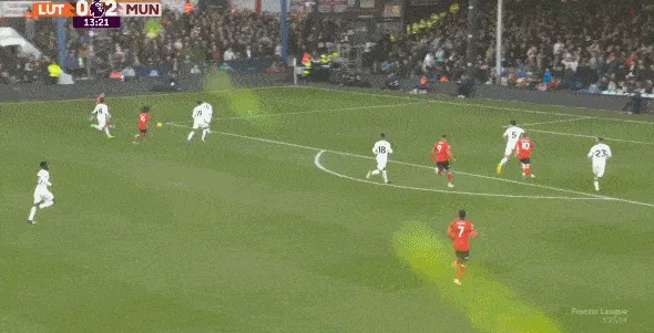 1708285587223018.gif 4.gif