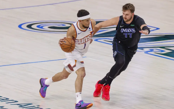 布克空砍35分杜兰特23分 东契奇41分准三双独行侠123-113胜太阳 布克空砍35分杜兰特23分 东契奇41分准三双独行侠123-113胜太阳