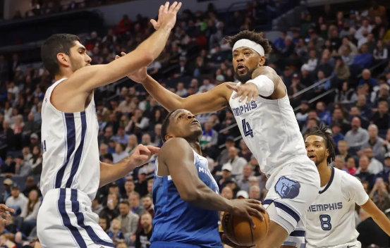 爱德华兹轰34分唐斯摘两双 森林狼110-101击退灰熊迎3连胜 爱德华兹轰34分唐斯摘两双 森林狼110-101击退灰熊迎3连胜