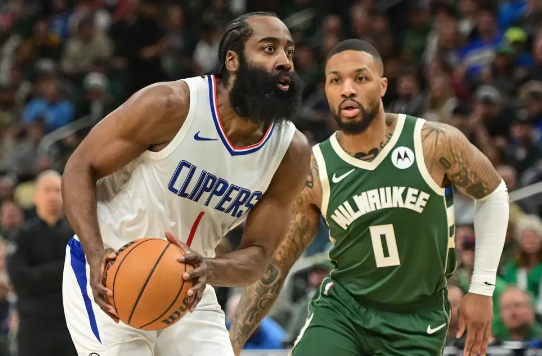 哈登空砍29+8利拉德41分 字母哥缺阵雄鹿113-106逆转快船 哈登空砍29+8利拉德41分 字母哥缺阵雄鹿113-106逆转快船