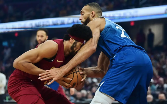 爱德华兹19分加兰34+8 里德35分森林狼加时104-113不敌骑士 爱德华兹19分加兰34+8 里德35分森林狼加时104-113不敌骑士