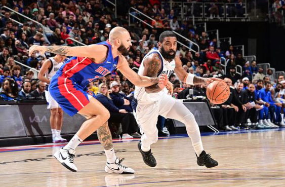 狂轰39+10+10!东契奇连创纪录 独行侠142-124击败活塞取2连胜 狂轰39+10+10!东契奇连创纪录 独行侠142-124击败活塞取2连胜