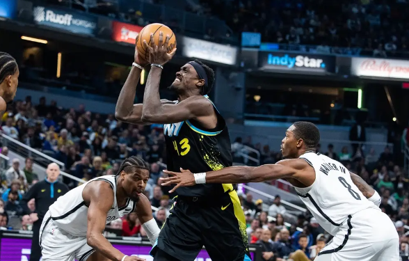 西亚卡姆28+11 托马斯22+8 大桥8中1 步行者121-100大胜篮网 西亚卡姆28+11 托马斯22+8 大桥8中1 步行者121-100大胜篮网