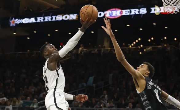 文班33+16+7+7帽 托马斯31+5 马刺3人20+加时122-115力克篮网 文班33+16+7+7帽 托马斯31+5 马刺3人20+加时122-115力克篮网