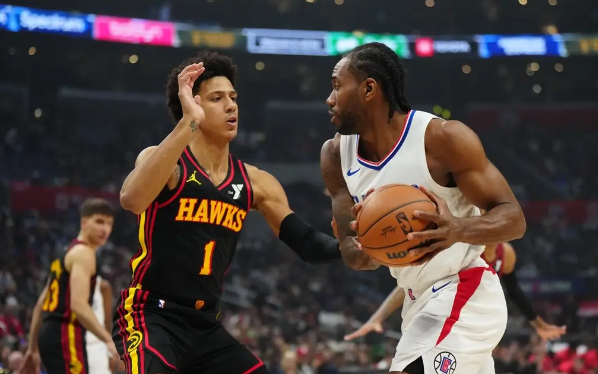 穆雷21+10 卡椒合砍54分 哈登9+6+9&前7投0中 老鹰110-93轻取快船 穆雷21+10 卡椒合砍54分 哈登9+6+9&前7投0中 老鹰110-93轻取快船