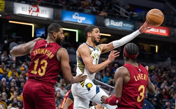 阿伦23+9哈里伯顿14+12 勒维尔准三双骑士108-103胜步行者 阿伦23+9哈里伯顿14+12 勒维尔准三双骑士108-103胜步行者