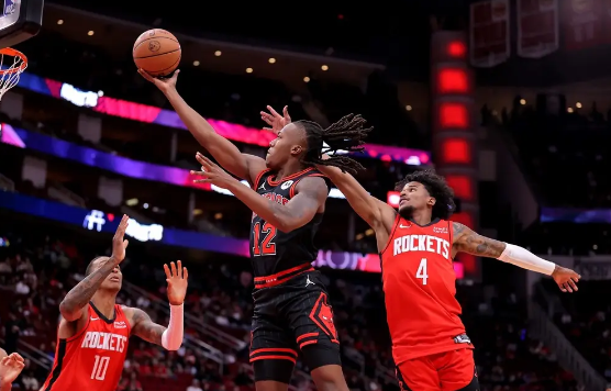 豪取7连胜!杰伦-格林26分多森姆空砍35分 火箭127-117击退公牛 豪取7连胜!杰伦-格林26分多森姆空砍35分 火箭127-117击退公牛