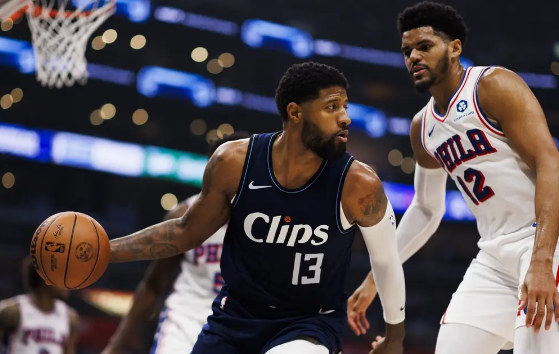 伦纳德20+6乔治18分 马克西24分76人121-107力克快船 伦纳德20+6乔治18分 马克西24分76人121-107力克快船