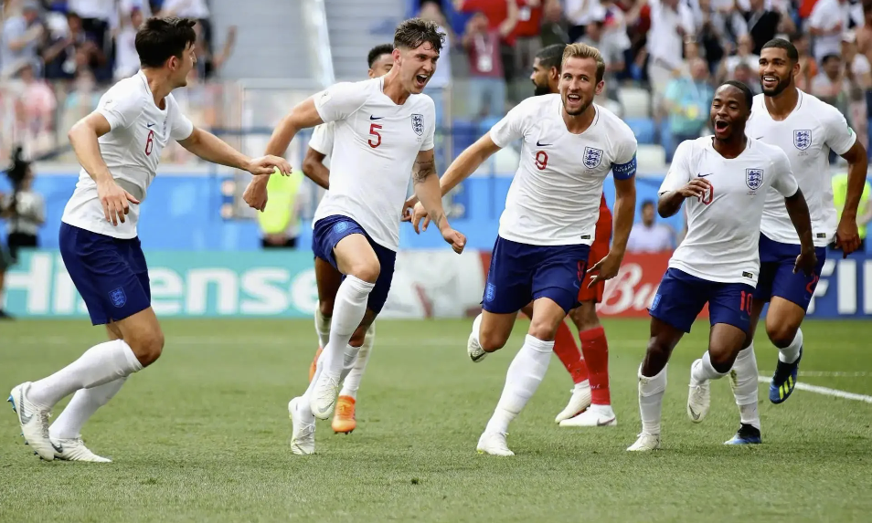 焦点赛:C罗率葡萄牙冲12连胜 德荷大战+西巴火拼 焦点赛:C罗率葡萄牙冲12连胜 德荷大战+西巴火拼