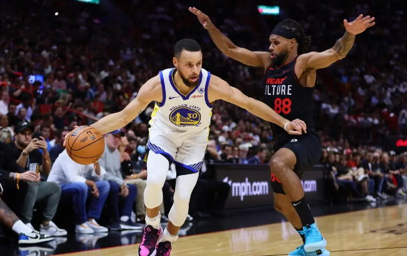 克莱28+5 库里17+6 阿德巴约24+9+5 勇士113-92客胜热火 克莱28+5 库里17+6 阿德巴约24+9+5 勇士113-92客胜热火