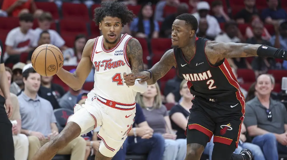 巴特勒22分格林21+7 阿德巴约两双热火119-104送火箭4连败 巴特勒22分格林21+7 阿德巴约两双热火119-104送火箭4连败