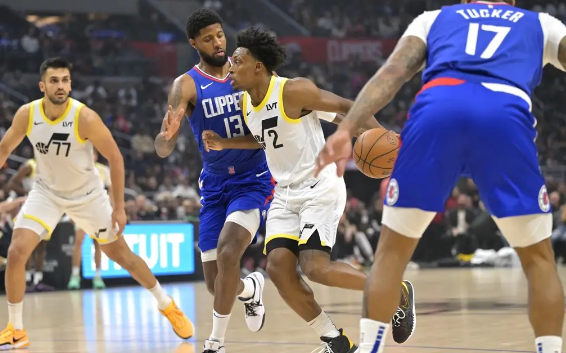 哈登三双塞克斯顿12分 威少17+5快船131-102大胜爵士 哈登三双塞克斯顿12分 威少17+5快船131-102大胜爵士