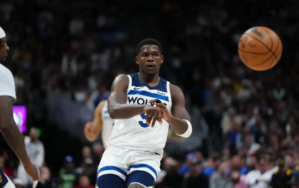 掘金116-107擒狼登顶西部!约基奇41+11+7 沃特森6帽 华子末节0分 掘金116-107擒狼登顶西部!约基奇41+11+7 沃特森6帽 华子末节0分