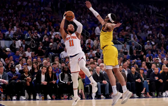 布伦森狂轰43分哈利仅6分 尼克斯121-117险胜步行者 布伦森狂轰43分哈利仅6分 尼克斯121-117险胜步行者