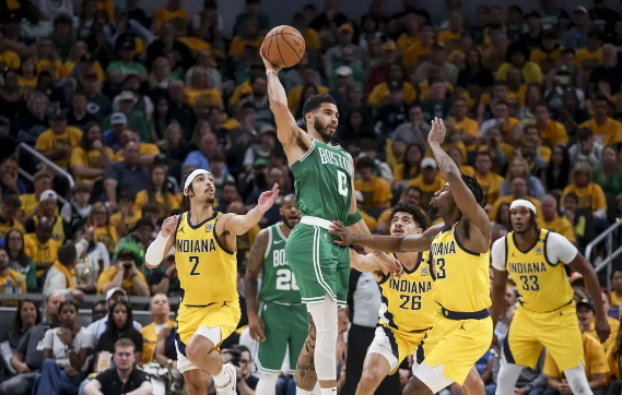 再进总决赛!双探花合砍55分 内姆哈德24+10 绿军横扫步行者 再进总决赛!双探花合砍55分 内姆哈德24+10 绿军横扫步行者