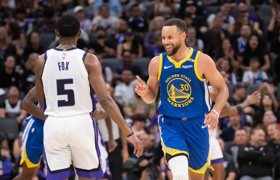 库里13分德罗赞6中6 希尔德22分勇士122-112胜国王 库里13分德罗赞6中6 希尔德22分勇士122-112胜国王