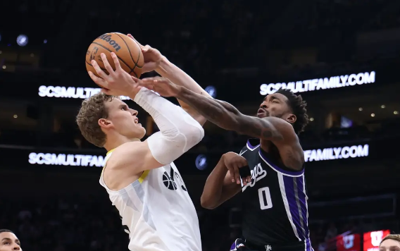 小萨29+16+8福克斯22分 马尔卡宁21分爵士117-114险胜国王 小萨29+16+8福克斯22分 马尔卡宁21分爵士117-114险胜国王