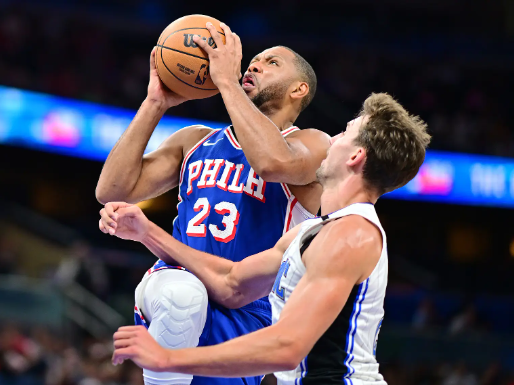 班凯罗21+6乌布雷17分 恩比德乔治缺战 76人不敌魔术 班凯罗21+6乌布雷17分 恩比德乔治缺战 76人不敌魔术