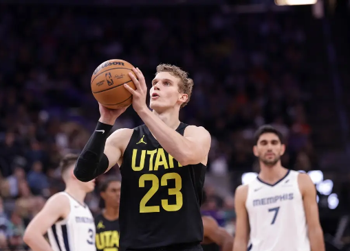 莫兰特22+10马尔卡宁35分 阿尔达马27分 灰熊击败爵士 莫兰特22+10马尔卡宁35分 阿尔达马27分 灰熊击败爵士