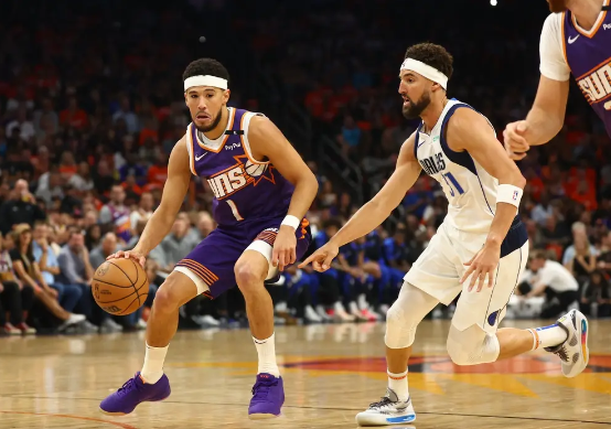 东契奇空砍40+10 杜兰特31+9 比尔缺阵 太阳力擒独行侠 东契奇空砍40+10 杜兰特31+9 比尔缺阵 太阳力擒独行侠