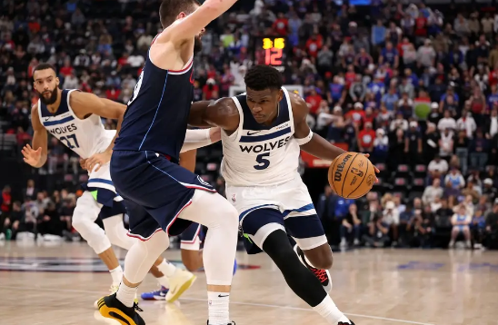 戈贝尔8+9+7+5 哈登10中1 森林狼终结快船主场9连胜 戈贝尔8+9+7+5 哈登10中1 森林狼终结快船主场9连胜