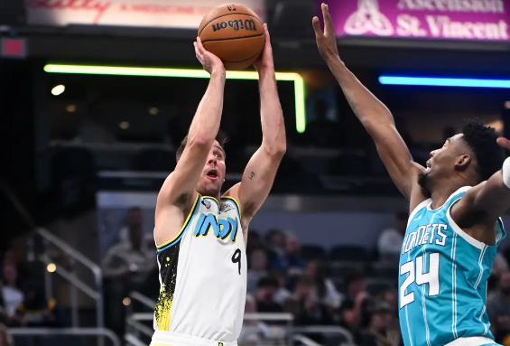 米勒26+6+5 麦康纳生涯新高30分 黄蜂力克步行者止8连败 米勒26+6+5 麦康纳生涯新高30分 黄蜂力克步行者止8连败